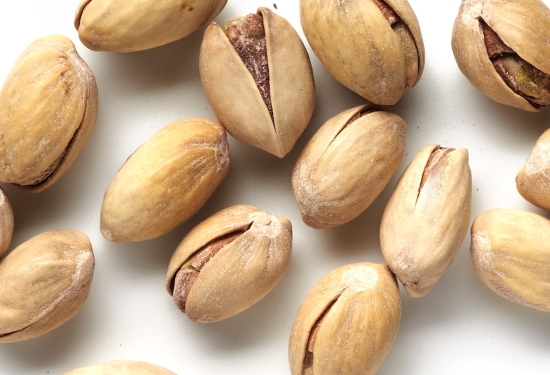 Pistacho tostado y salado con cáscara 2